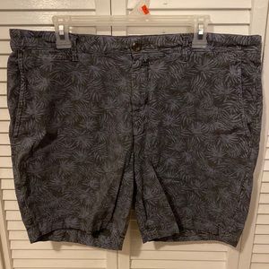 Goodfellow men’s shorts size 36 Hawaiian pattern